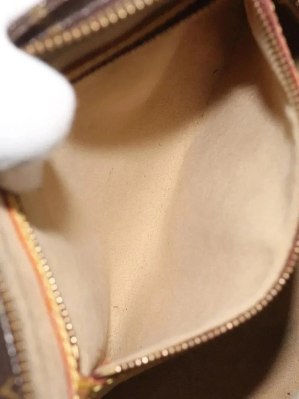 LOUIS VUITTON Monogram Looping MM Shoulder Bag M51146 LV Auth BA13587